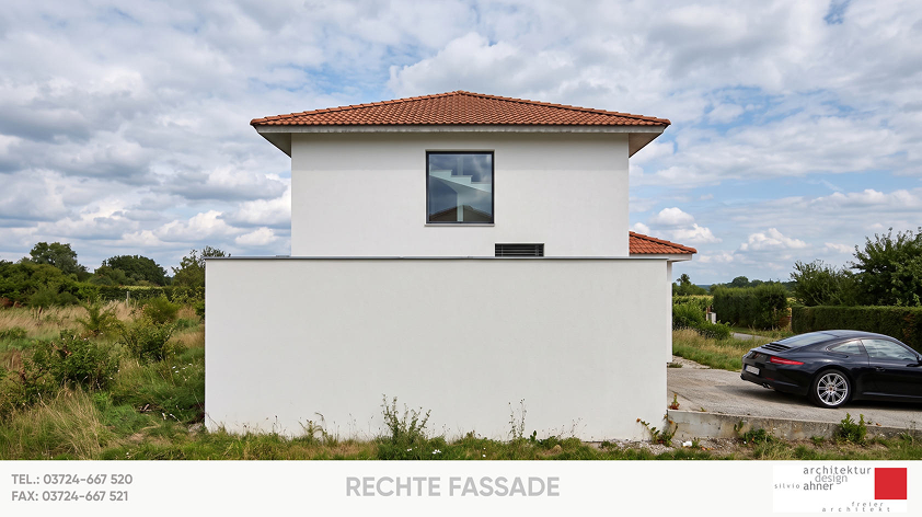 Rechte Fassade — Foto des fertigen Gebäudes